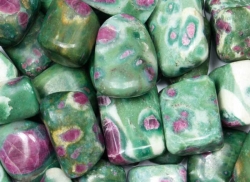 Ruby-Fuchsite TS India, 0.5 kg