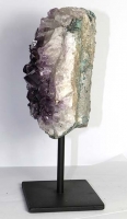 Amethyst on metal stand No. AMM58