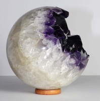 Amethyst Kugel Nr. 49