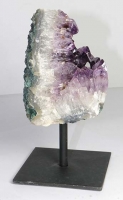 Amethyst on metal stand No. AMM87