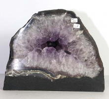 Amethyst-Druse Nr. 221