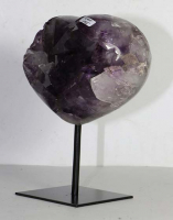 Amethyst Herz Nr. 145 auf Metallstnder