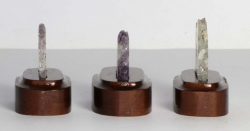 Set Amethystrosen auf Holzsockel Nr. 68