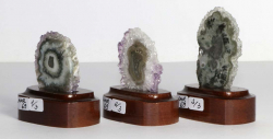 Set Amethystrosen auf Holzsockel Nr. 69