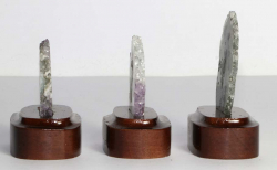 Set Amethystrosen auf Holzsockel Nr. 69