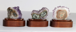 Set Amethystrosen auf Holzsockel Nr. 76