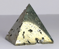 Pyrit Pyramide Nr. 510