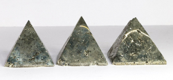 Pyrit Pyramide Nr. 518 B-Qualit�t