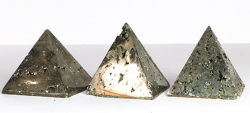 Pyrit Pyramide Nr. 519 B-Qualit�t