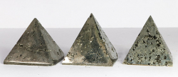 Pyrit Pyramide Nr. 519 B-Qualit�t