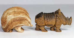 Igel und Nashorn aus Landschaftsjaspis und Tigerauge Nr. GR25 (2 St�ck)