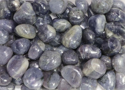 Iolith (Wassersaphir/Cordierit) Trommelsteine Indien