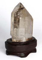 Quartz fum poli avec base en bois No. 20