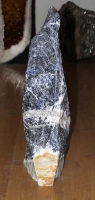 Sodalith Rohstein mit Standflche Nr. 17